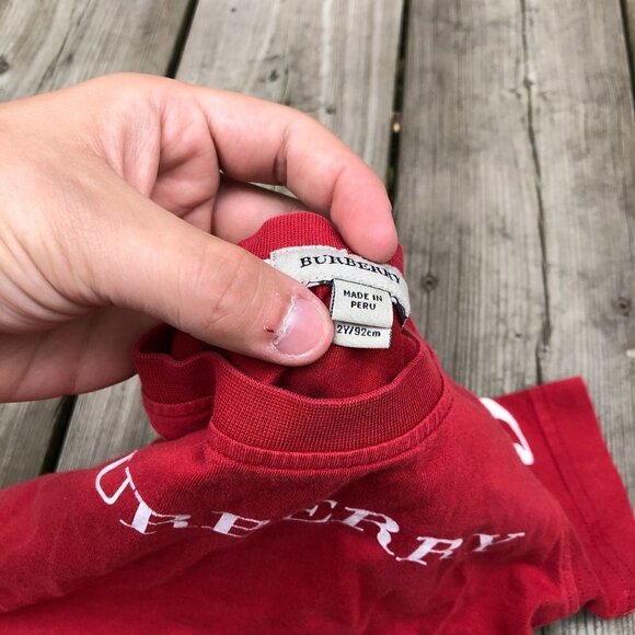 Vintage Burberry Shirt 2Y Red Logo Print Kids T Shirt - Picture 3 of 4